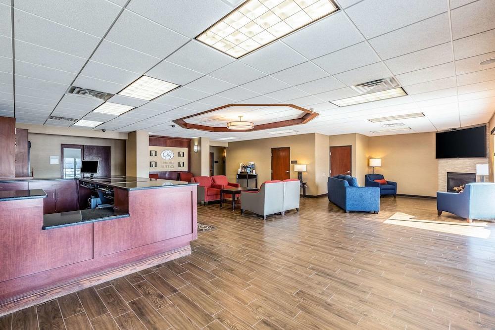 Comfort Suites Escanaba Exterior foto