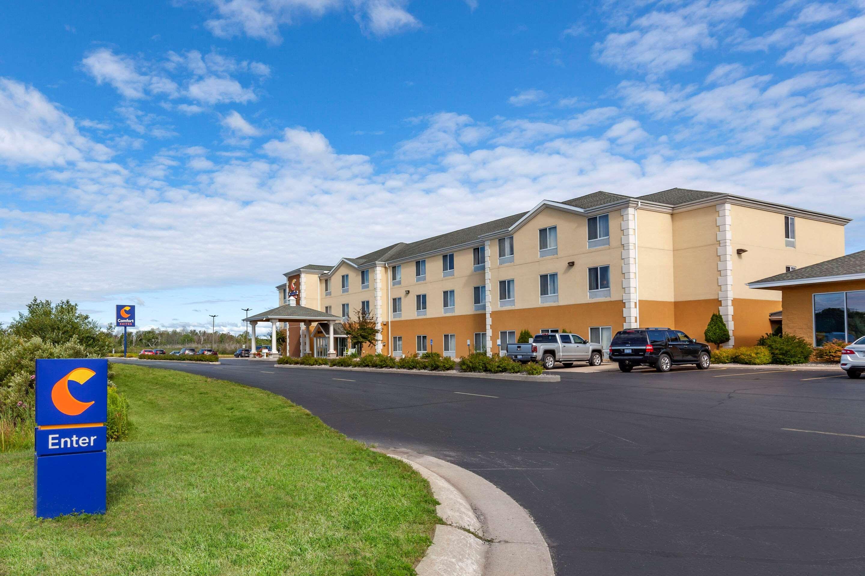 Comfort Suites Escanaba Exterior foto