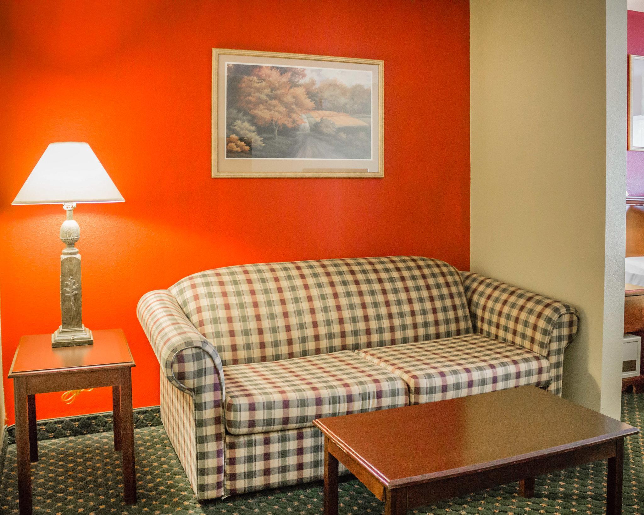 Comfort Suites Escanaba Exterior foto