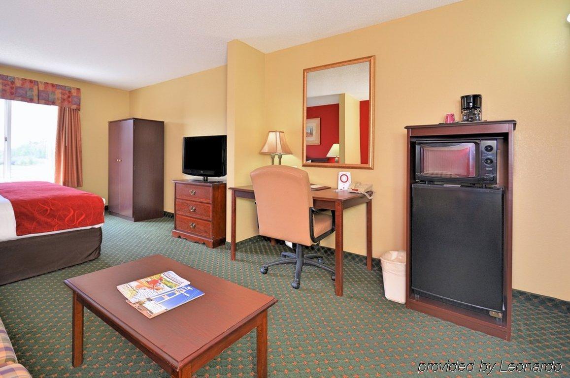Comfort Suites Escanaba Exterior foto