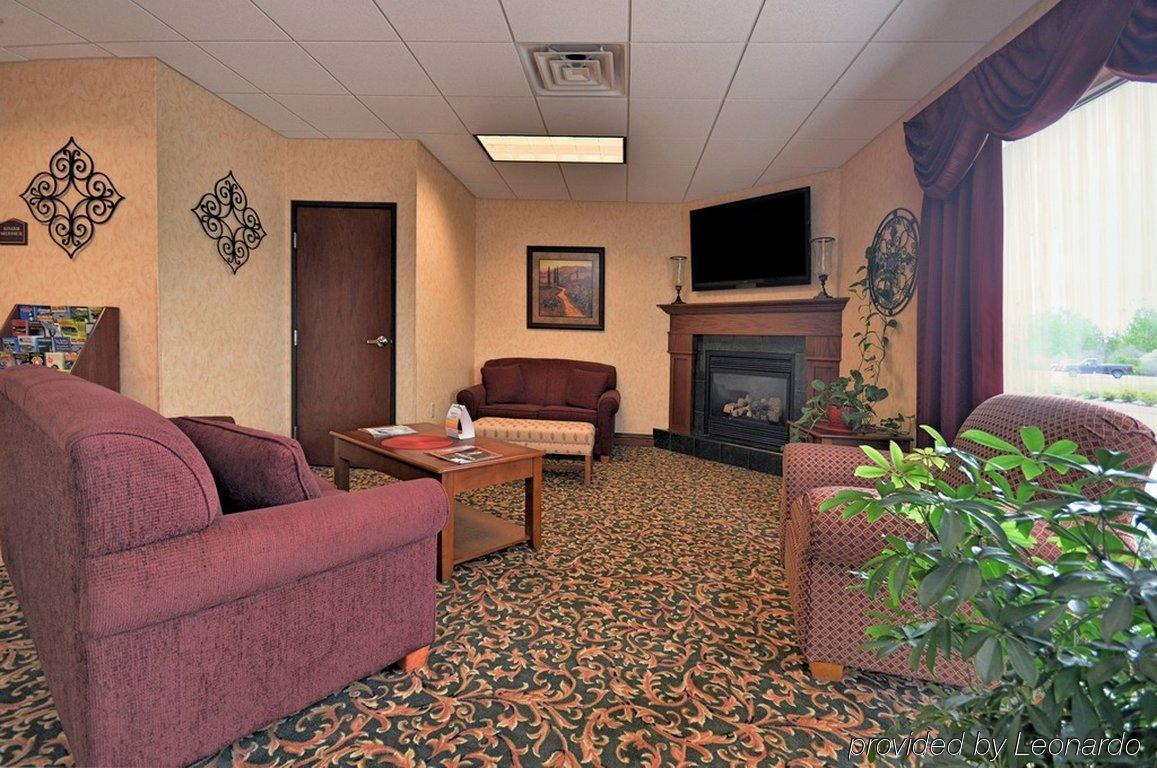 Comfort Suites Escanaba Exterior foto