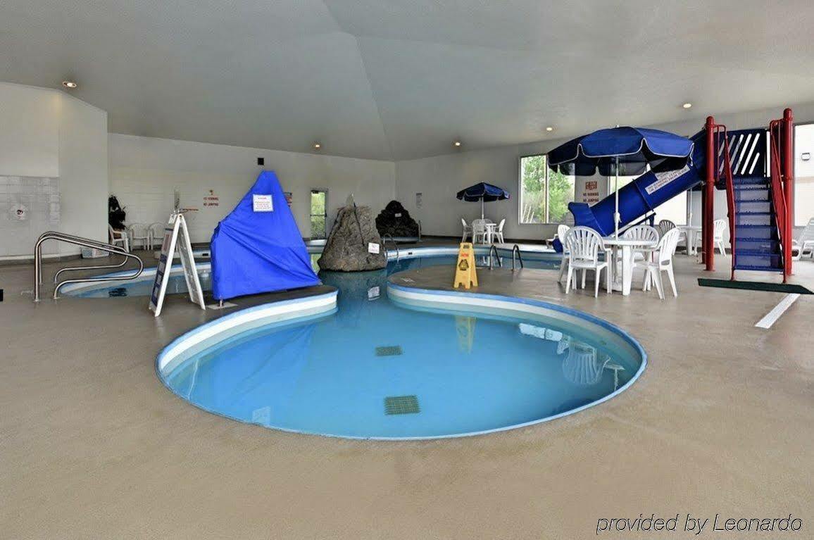 Comfort Suites Escanaba Exterior foto